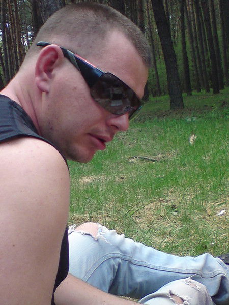 Олег Натаров