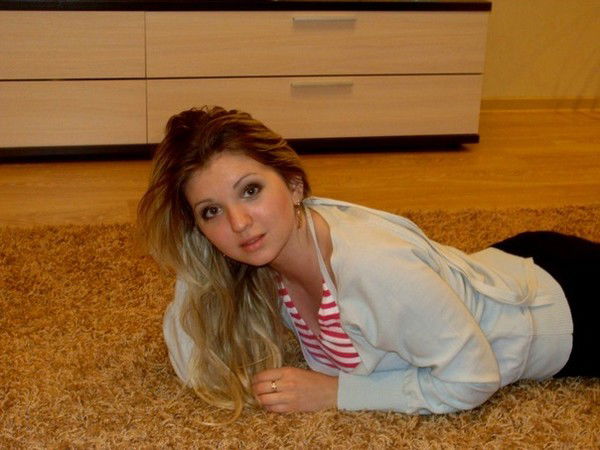 Алинка Акмалова