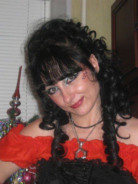 Елена Ладанина