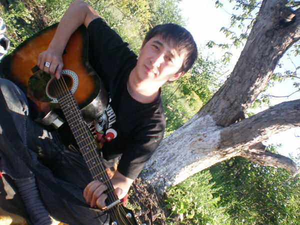 Дамир Балабаев