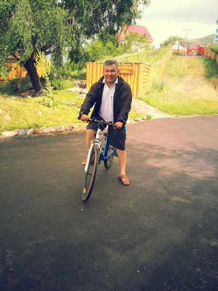 Адлет Айнабеков