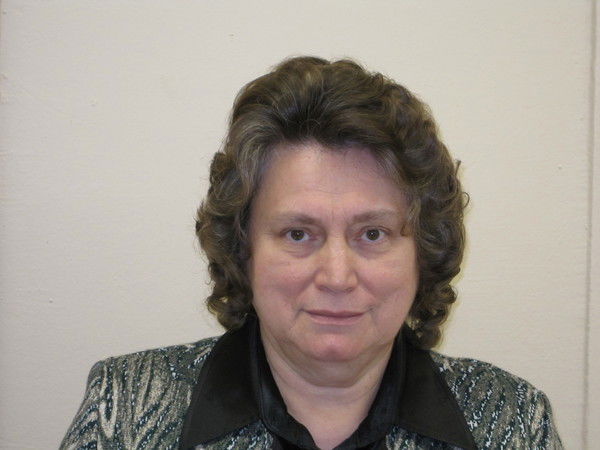 Елена Титова