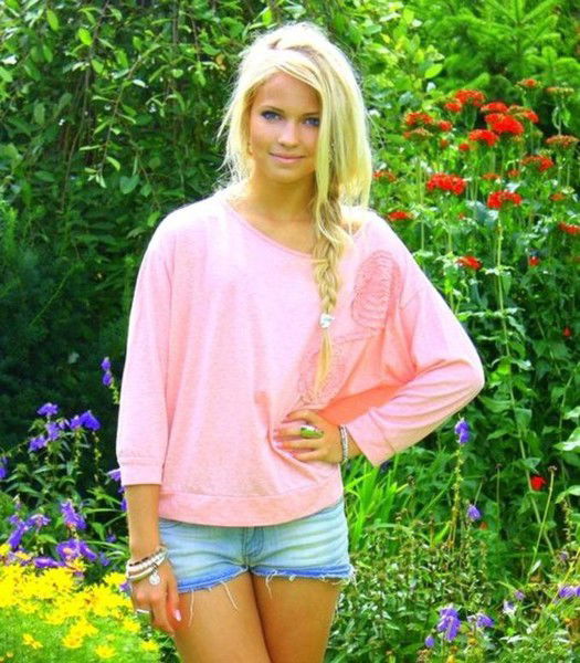 Александра Мельникова