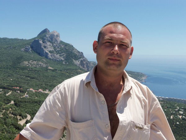 Виктор Яшин