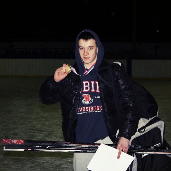 Леня Арестов