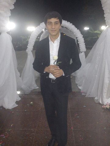 Икром Игамов