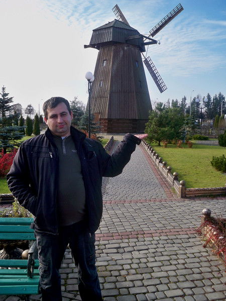 Евгений Леонидов