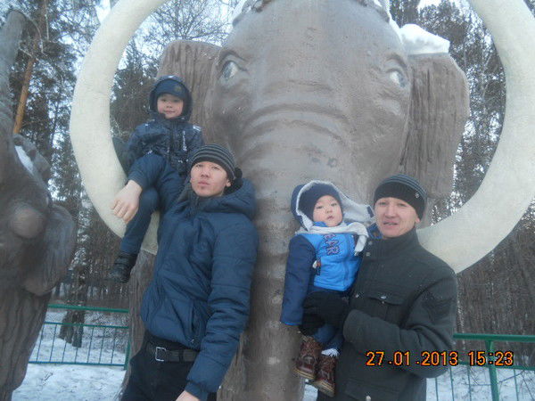 Турат Султанов