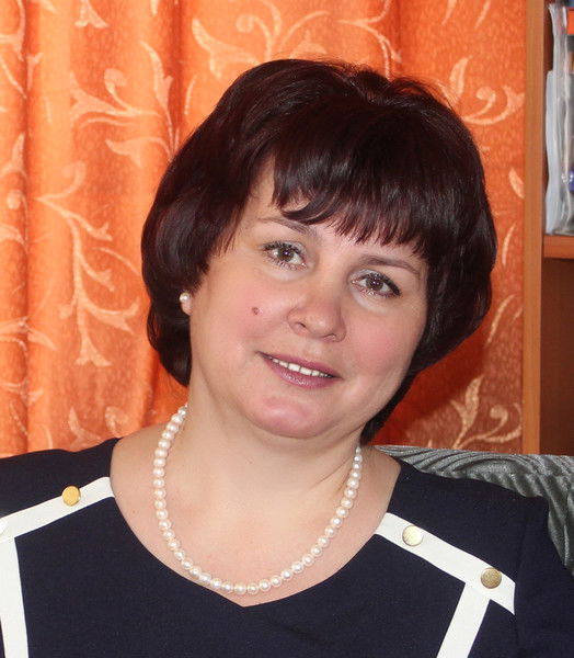 Лариса Хайрова