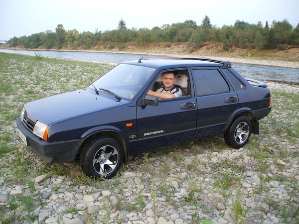 Миша Кушнир