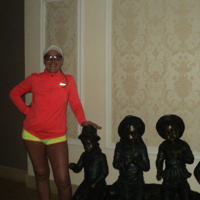 Елена Ломбенко