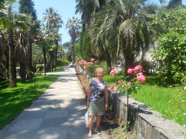 Элира Максютова