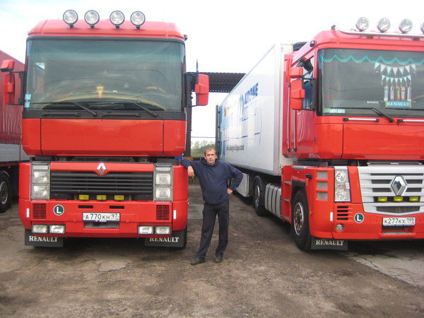 Михаил Дудин