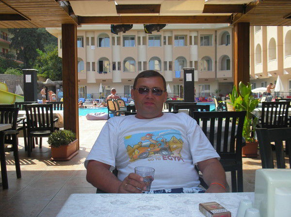 Владимир Левчанов