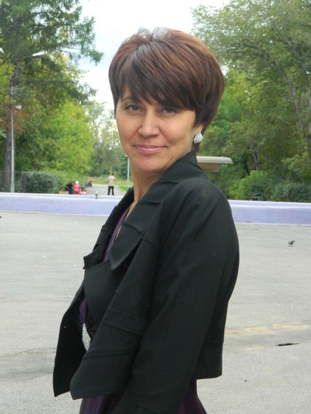 Лариса Попова