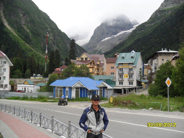 Олег Твердохлебов