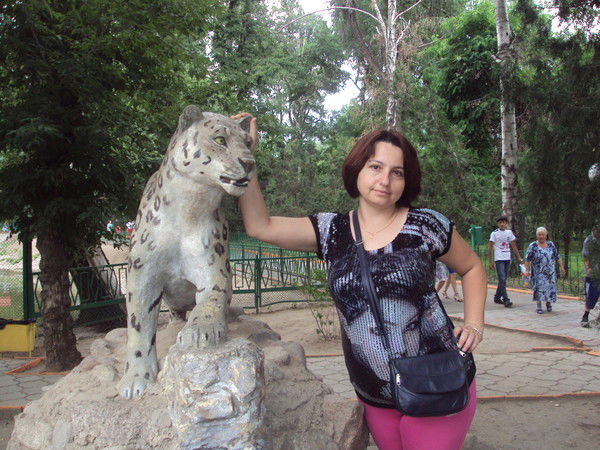 Лена Грозовская