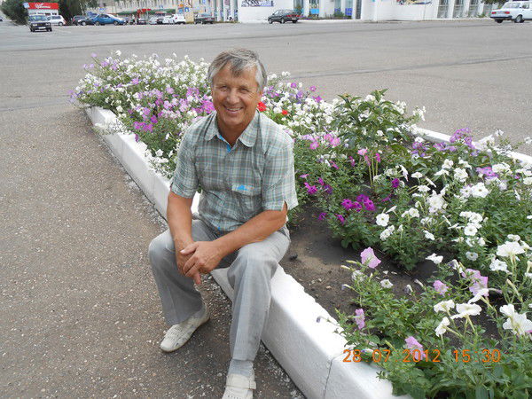 Михаил Лефлер