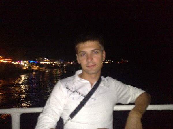 Денис Назаренко