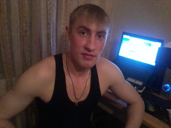 Андрей Головков