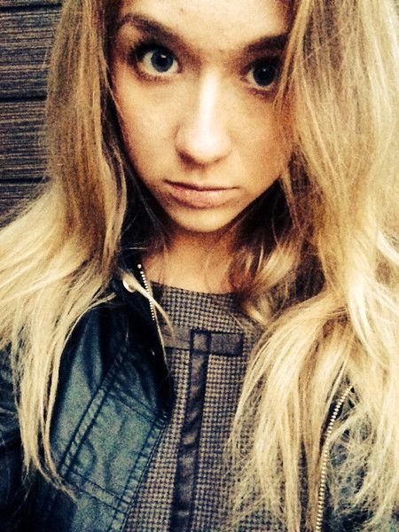 Яна Суворова