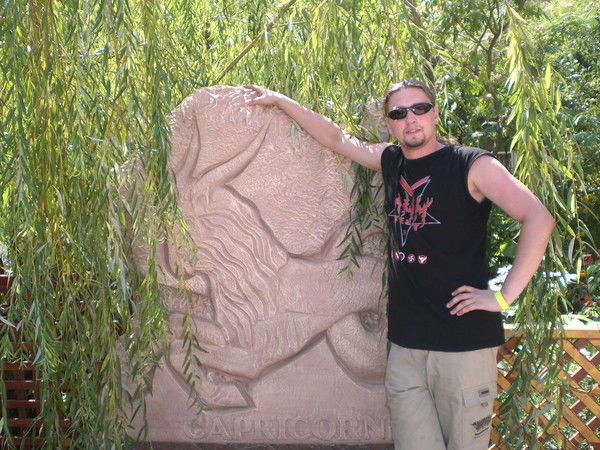 Неизвестно Неизвестно