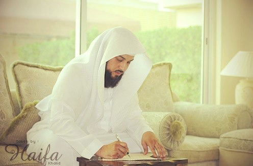 Алиакбар Сангов