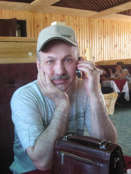 Евгений Пешков