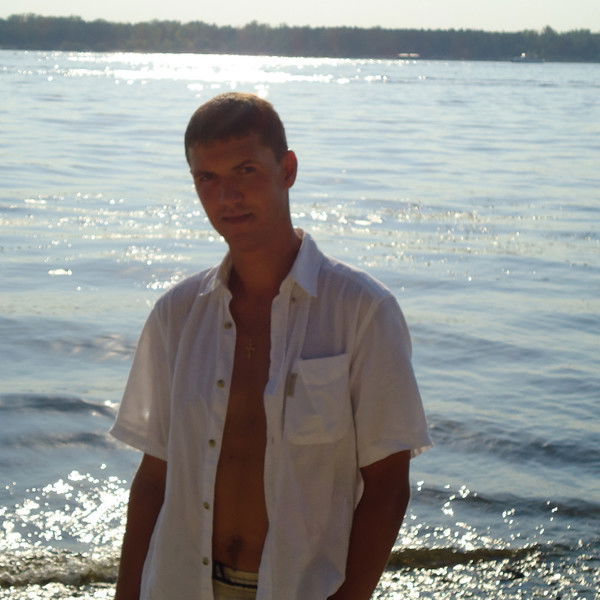 Александр Авачев