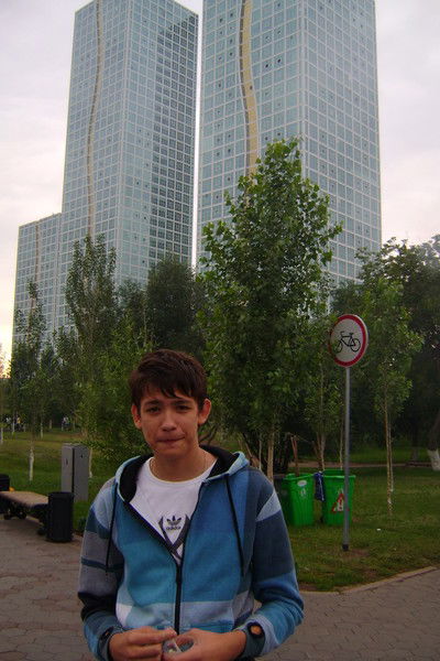 Владислав Макеев