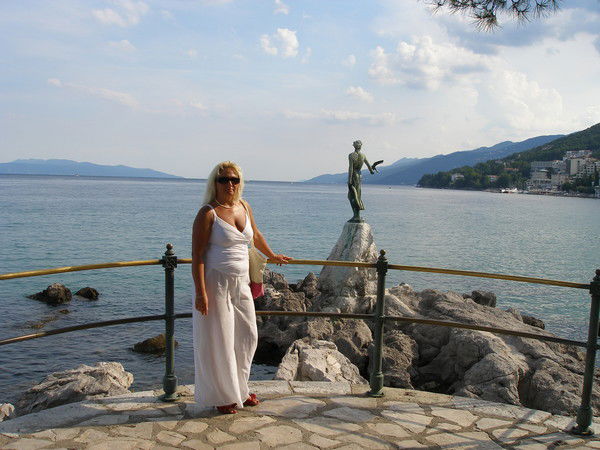 Елена Грищенкова