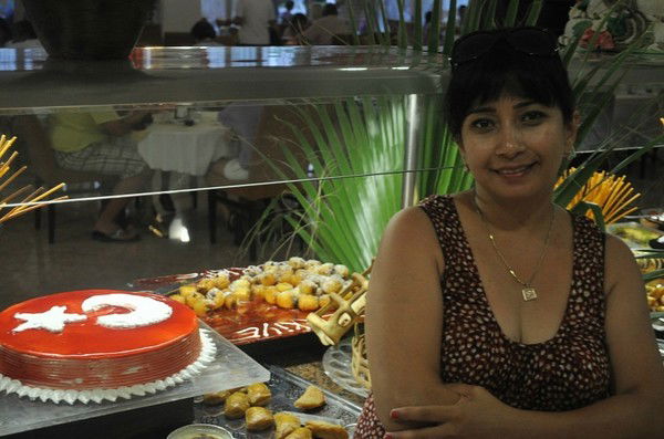 Муниса Рахманова