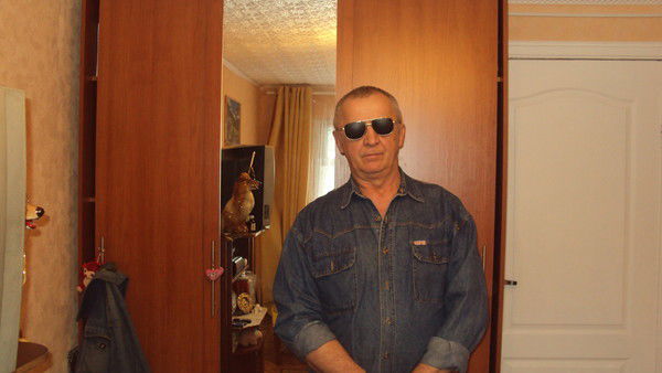 Александр Мартынов