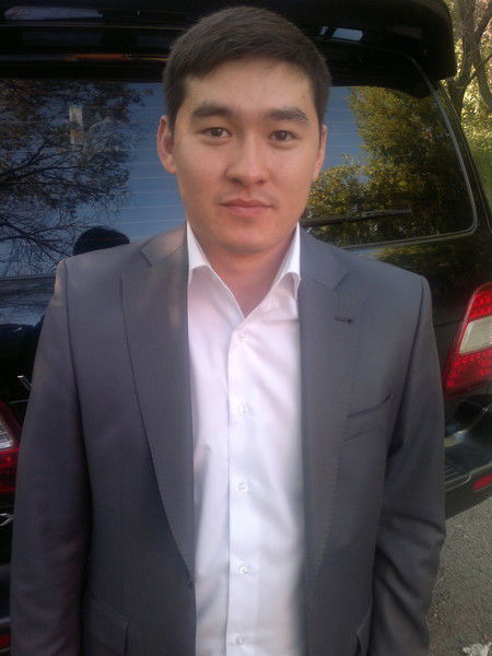 Данияр Махметов