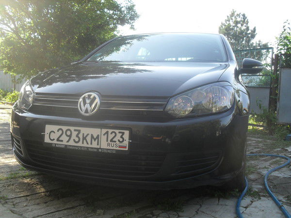 Антон Семиразум