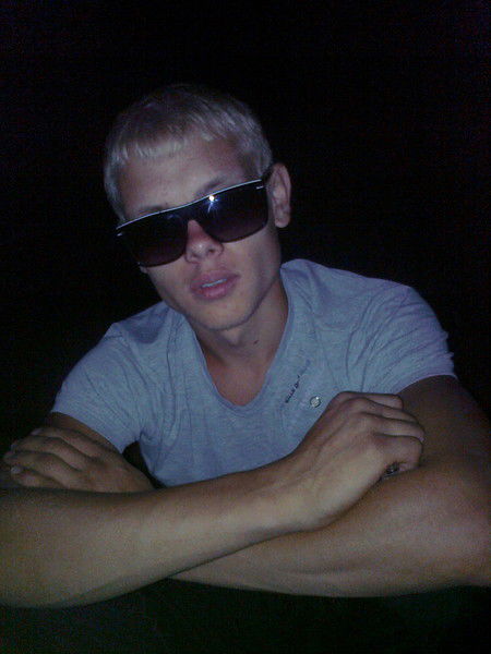 Антон Кухтарёв