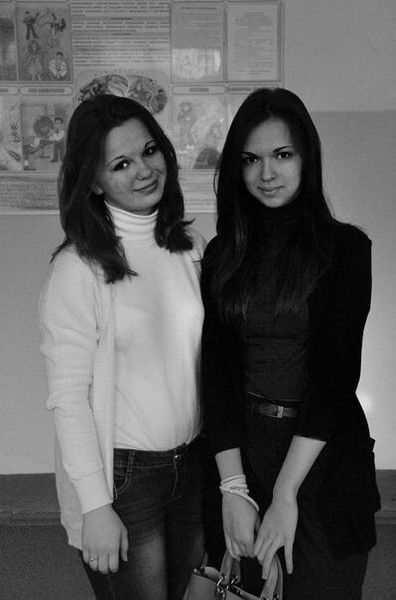 Аня Глухова