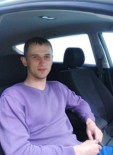 Артем Конов