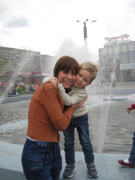 Юлия Хмырова