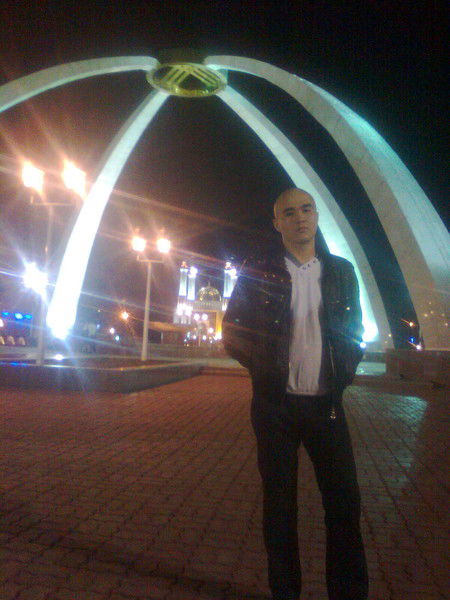 Карик Сарсенов