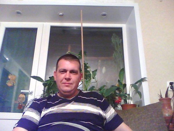 Владимир Емельянов