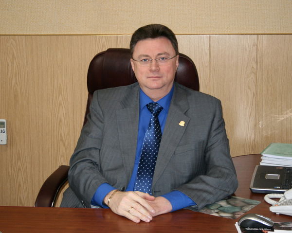 Юрий Иванов