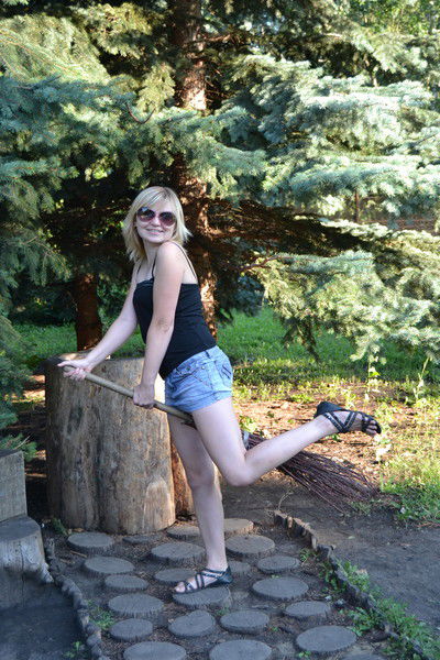 Надежда Асанина