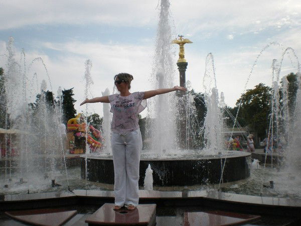 Лариса Тихомирова