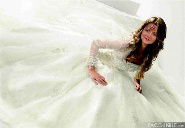 Елена Захарова