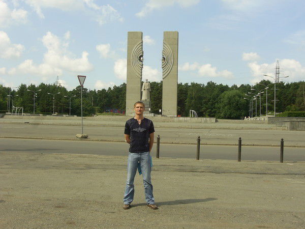 Олег Хвалин