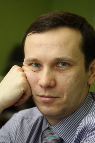 Лев Измайлов