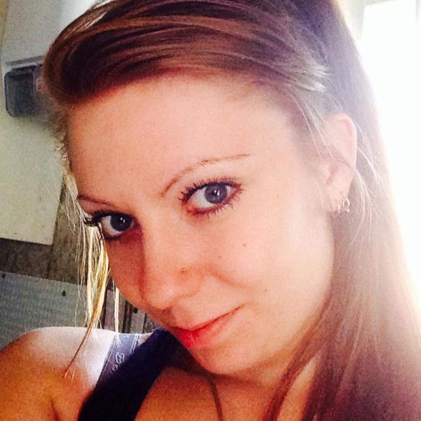 Анютка Уколова