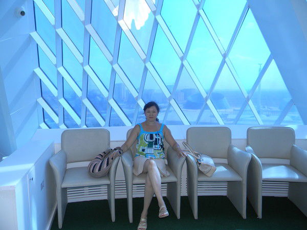 Анар Утемисова