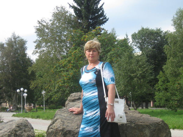 Любовь Полякова